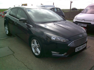 2015 Ford Focus 1.0 T Ecoboost Titanium in Black — image 3