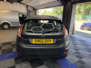2015 Ford Fiesta 1.0 T Ecoboost Zetec in Grey — image 5