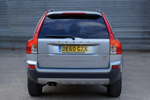 2010 Volvo Xc90 2.4 D5 Se Geartronic AWD 5dr in Silver — image 4