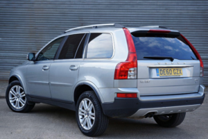 2010 Volvo Xc90 2.4 D5 Se Geartronic AWD 5dr in Silver — image 5
