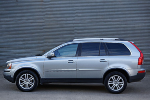 2010 Volvo Xc90 2.4 D5 Se Geartronic AWD 5dr in Silver — image 6
