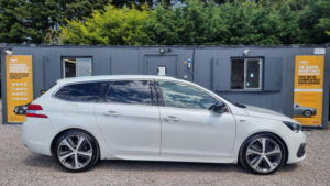 2018 Peugeot 308 Sw 2.0 Bluehdi Gt Eat Euro 6 (s/s) 5dr in White — image 6