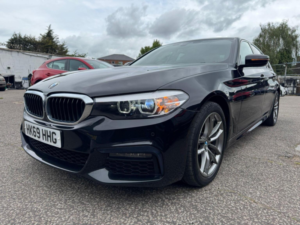 2019 BMW 5 Series 2.0 520d M Sport Auto Euro 6 (s/s) 4dr in Black — image 2