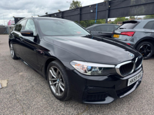 2019 BMW 5 Series 2.0 520d M Sport Auto Euro 6 (s/s) 4dr in Black — image 3