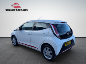 2015 Toyota Aygo 1.0 Vvt-I X-Pression in White — image 5