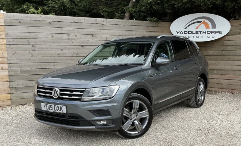 2019 Volkswagen Tiguan Allspace 2.0 Tdi Match in Grey — image 1