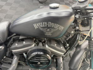 2015 Harley-Davidson Sportster Xl883n Iron 883 in Black — image 3