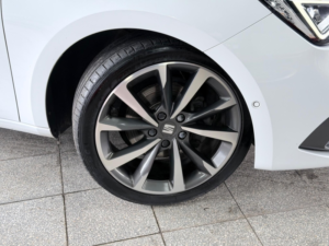 2021 SEAT Leon 1.5 Tsi Evo Fr Sport Euro 6 (s/s) 5dr in White — image 3
