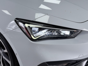 2021 SEAT Leon 1.5 Tsi Evo Fr Sport Euro 6 (s/s) 5dr in White — image 5
