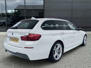 2016 BMW 5 Series 2.0 525d M Sport Touring in White — image 3