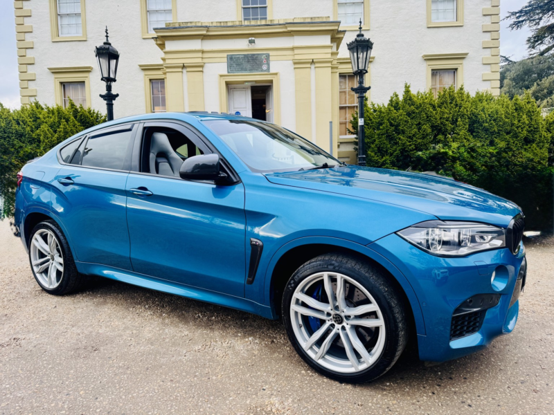 2016 BMW X6 M 4.4 X6 M in Blue — image 1