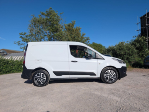 2020 Ford Transit Connect 1.5 220 Ecoblue Leader L1 Euro 6 (s/s) 5dr in White — image 3
