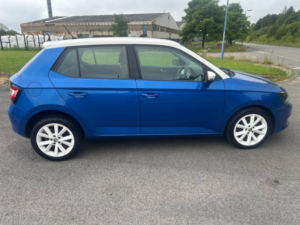 2016 Skoda Fabia 1.2 Tsi Colour Edition in Blue — image 5