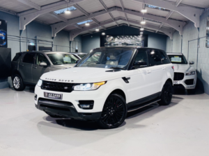 2015 Land Rover Range Rover Sport 3.0 Sd V6 Hse Dynamic in White — image 4