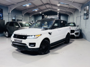2015 Land Rover Range Rover Sport 3.0 Sd V6 Hse Dynamic in White — image 6