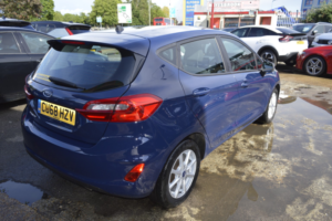 2019 Ford Fiesta 1.0 T Ecoboost Zetec in Blue — image 2