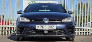 2015 Volkswagen Golf 2.0 Tsi Bluemotion Tech R in Blue — image 3