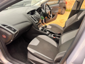2012 Ford Focus 1.6 Tdci Zetec Euro 5 (s/s) 5dr in Silver — image 3
