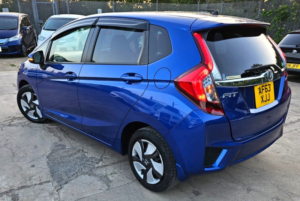 2013 Honda Fit 1.5l Hybrid- Ulez/caz Pass- Free 18months Gold Warranty & 12months Aa Breakdown Cover in Blue — image 6