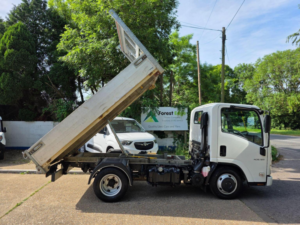 2018 Isuzu Grafter 3.0 Td N35.120 S Grafter Rwd 2dr Srw in White — image 2
