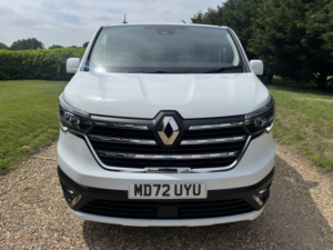 2023 Renault Trafic 2.0 Ll30 Blue Dci 130 Lwb Sport Van in White — image 2