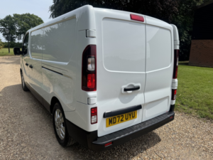 2023 Renault Trafic 2.0 Ll30 Blue Dci 130 Lwb Sport Van in White — image 5