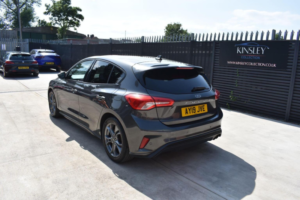 2019 Ford Focus 1.5t Ecoboost St-Line Euro 6 (s/s) 5dr in Grey — image 5