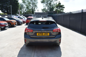 2019 Ford Focus 1.5t Ecoboost St-Line Euro 6 (s/s) 5dr in Grey — image 6