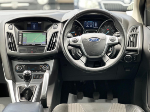 2012 Ford Focus 1.6t Ecoboost Titanium X Euro 5 (s/s) 5dr in Grey — image 2