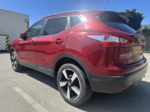 2015 Nissan Qashqai 1.2 Dig-T N-Tec+ in Red — image 6