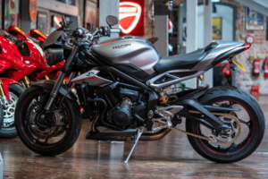 2018 Triumph Street Triple 765 *rs Model - Race Fit End Can* in Silver — image 3
