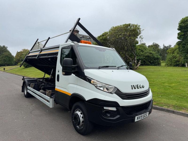 2019 Iveco Daily 3.0 D Hpi 18v 65c 3450 in White — image 1