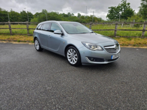 2014 Vauxhall Insignia 2.0 Cdti Elite Nav Sports Tourer Auto Euro 5 5dr in Silver — image 4