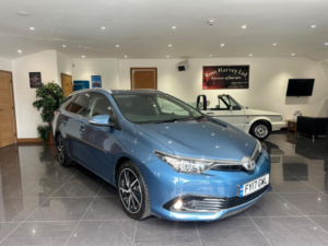 2017 Toyota Auris