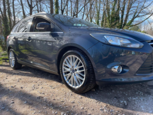 2013 Ford Focus 1.0t Ecoboost Zetec Euro 5 (s/s) 5dr in Grey — image 4