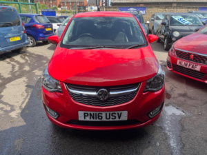 2016 Vauxhall Viva 1.0i Sl Euro 6 5dr in Red — image 2