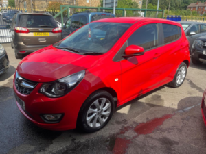 2016 Vauxhall Viva 1.0i Sl Euro 6 5dr in Red — image 3