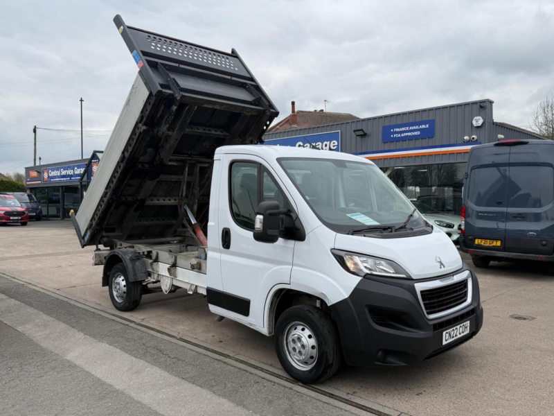 2022 Peugeot Boxer 2.2 Bluehdi 335 Built For Business L2 Euro 6 (s/s) 2dr in White — image 1