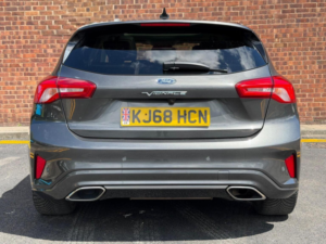 2019 Ford Focus 1.5 Ecoblue Vignale Euro 6 (s/s) 5dr in Grey — image 3