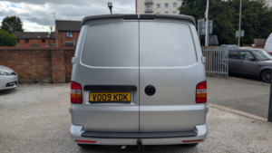 2009 Volkswagen Transporter 2.5 Tdi Pd T32 Panel Van 4dr Diesel Manual L1 H1 (128 Bhp) in Silver — image 5