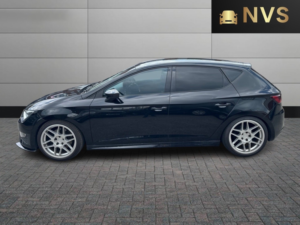 2015 SEAT Leon 2.0 Tdi Fr in Black — image 4