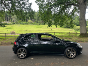 2013 Volkswagen Golf 2.0 Tdi Bluemotion Tech Gt Hatchback 3dr Diesel Manual Euro 5 (s/s) (150 Ps) in Black — image 2