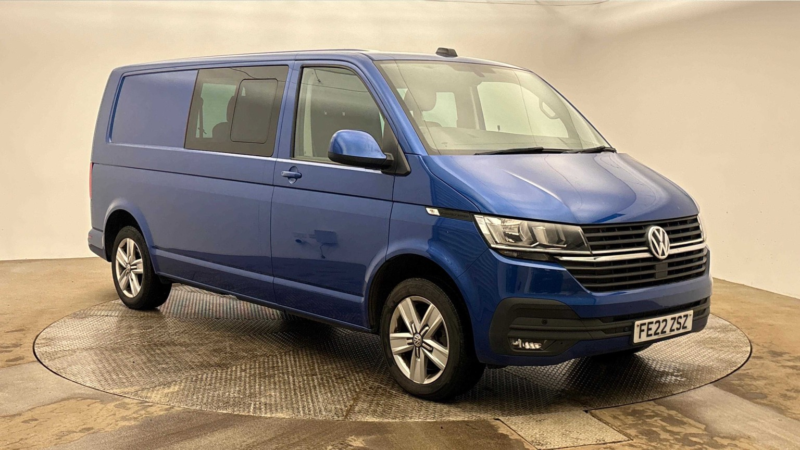 2022 Volkswagen Transporter 2.0 Tdi T32 Highline in Blue — image 1