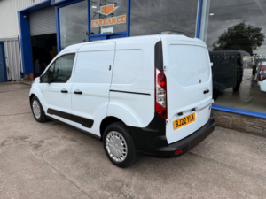 2022 Ford Transit Connect 1.5 240 Ecoblue Leader Panel Van 5dr Diesel Manual L1 Euro 6 75 Ps in White — image 5