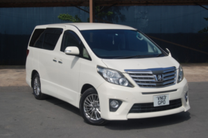 2013 Toyota Alphard