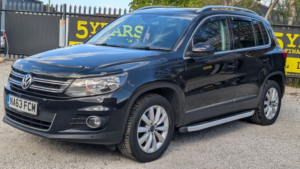 2013 Volkswagen Tiguan 2.0 Tdi Bluemotion Tech Match SUV 5dr Diesel Manual 4WD Euro 5 (s/s) (140 Ps) in Black — image 3