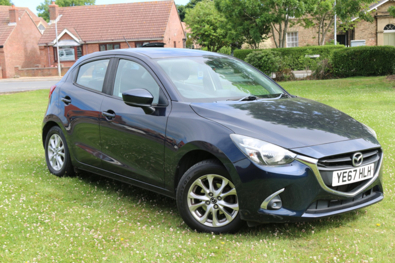 2017 Mazda Mazda2 1.5 Skyactiv-G Se-L Nav in Blue — image 1