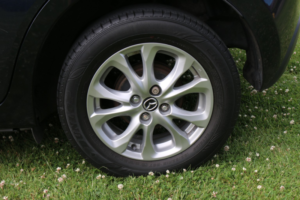 2017 Mazda Mazda2 1.5 Skyactiv-G Se-L Nav in Blue — image 5
