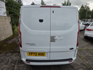 2022 Ford Transit Custom 2.0 Transit Custom Limited Van 280 L1 2.0l Ecoblue 130ps Fwd 6 Speed Manual in White — image 6