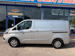 2021 Ford Transit Custom 2.0 300 Ecoblue Limited Panel Van 5dr Diesel Manual L1 H1 Euro 6 130 Ps in Silver — image 4